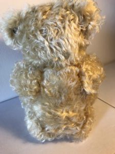 Exceptional Bears Steiff Growler back