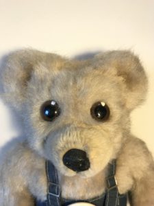 Merrythought Gamley Bear (face)