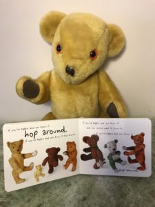 curiosity-cupboard-collection-big-bearhug-bear