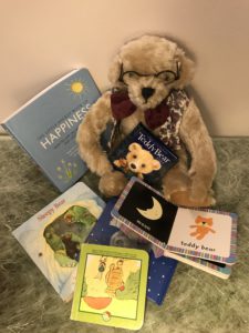curiosity-cupboard-collection-merrythought-bookworm-bear