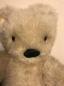 curiosity-cupboard-collection-merrythought-1970s-bear-face